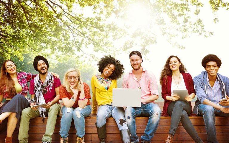 dang hoc dai hoc co du hoc nghe duc duoc khong 2