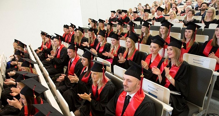 du hoc nghe duc tai hue