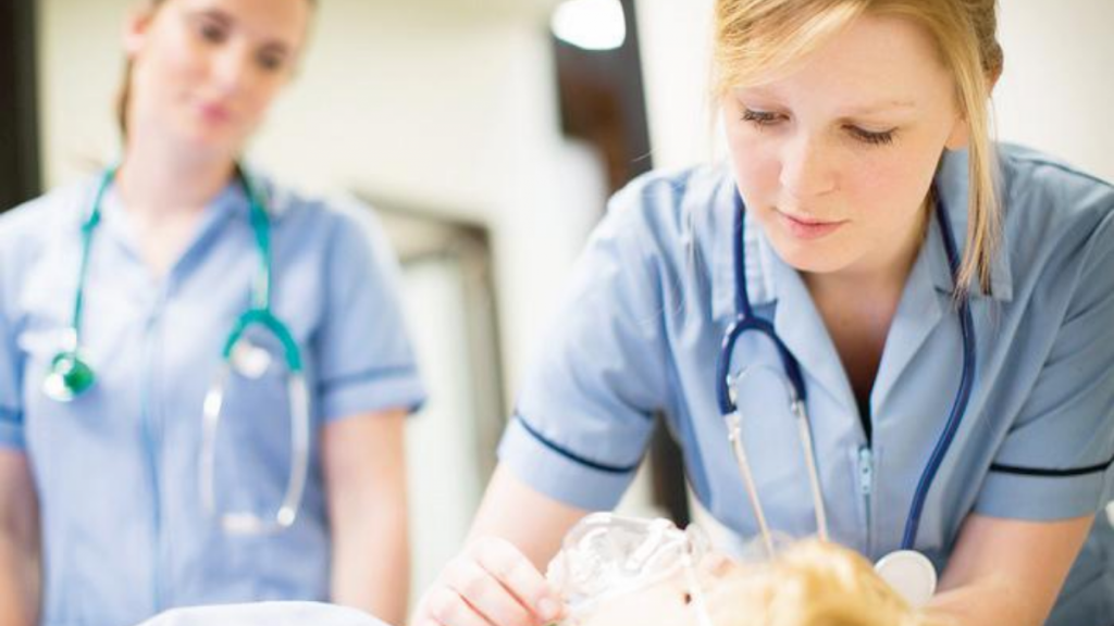 he thong dao tao dieu duong vien o Duc nhu the nao