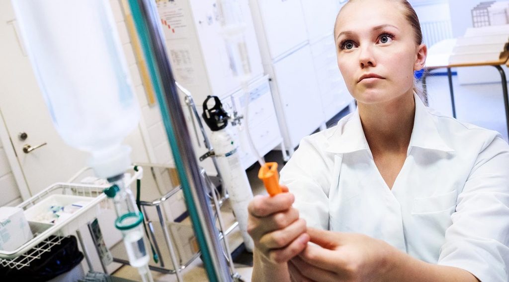 tuyen sinh du hoc dieu duong Duc tai Hai Duong