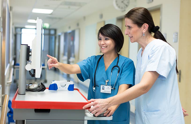 khac biet giua hoc cao dang dieu duong o duc va viet nam